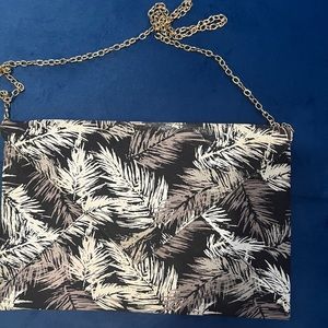 Gnu clutch/cross back